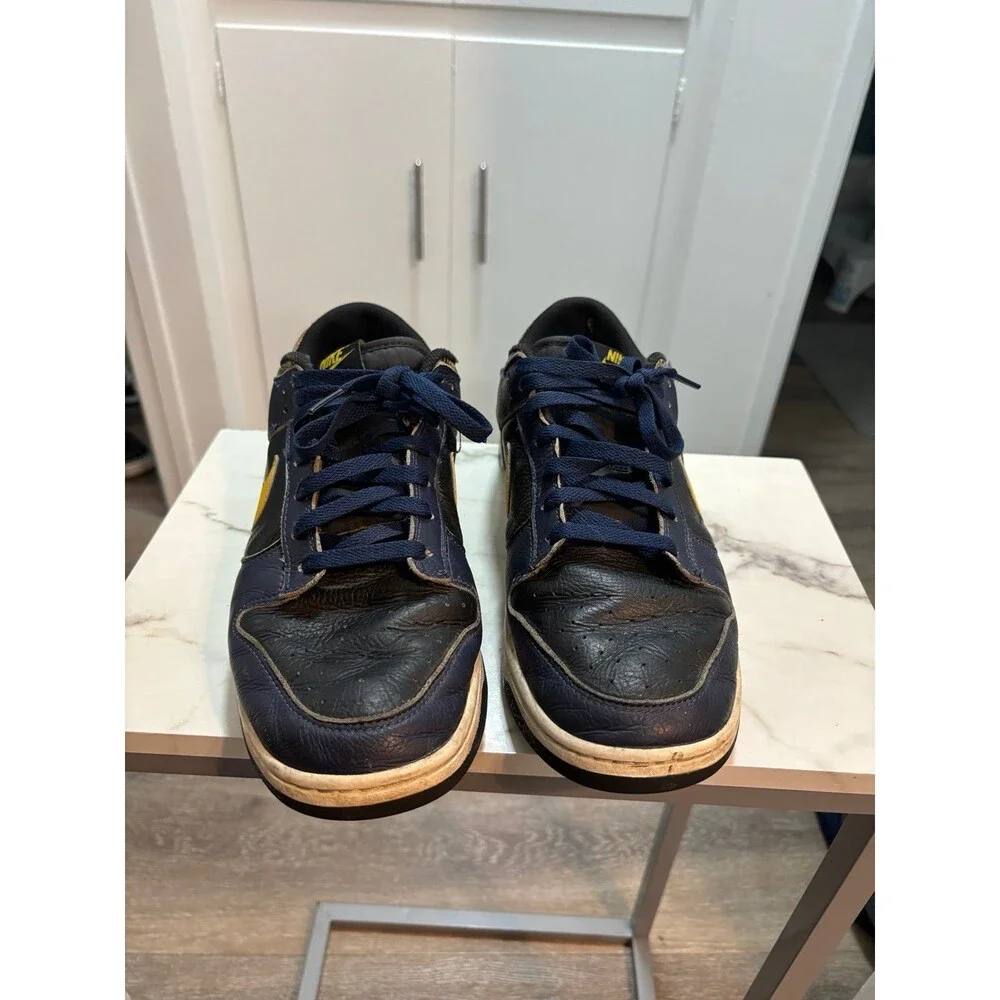 Nike Dunk Low Vintage Michigan Midnight Preowned Men's Size 12